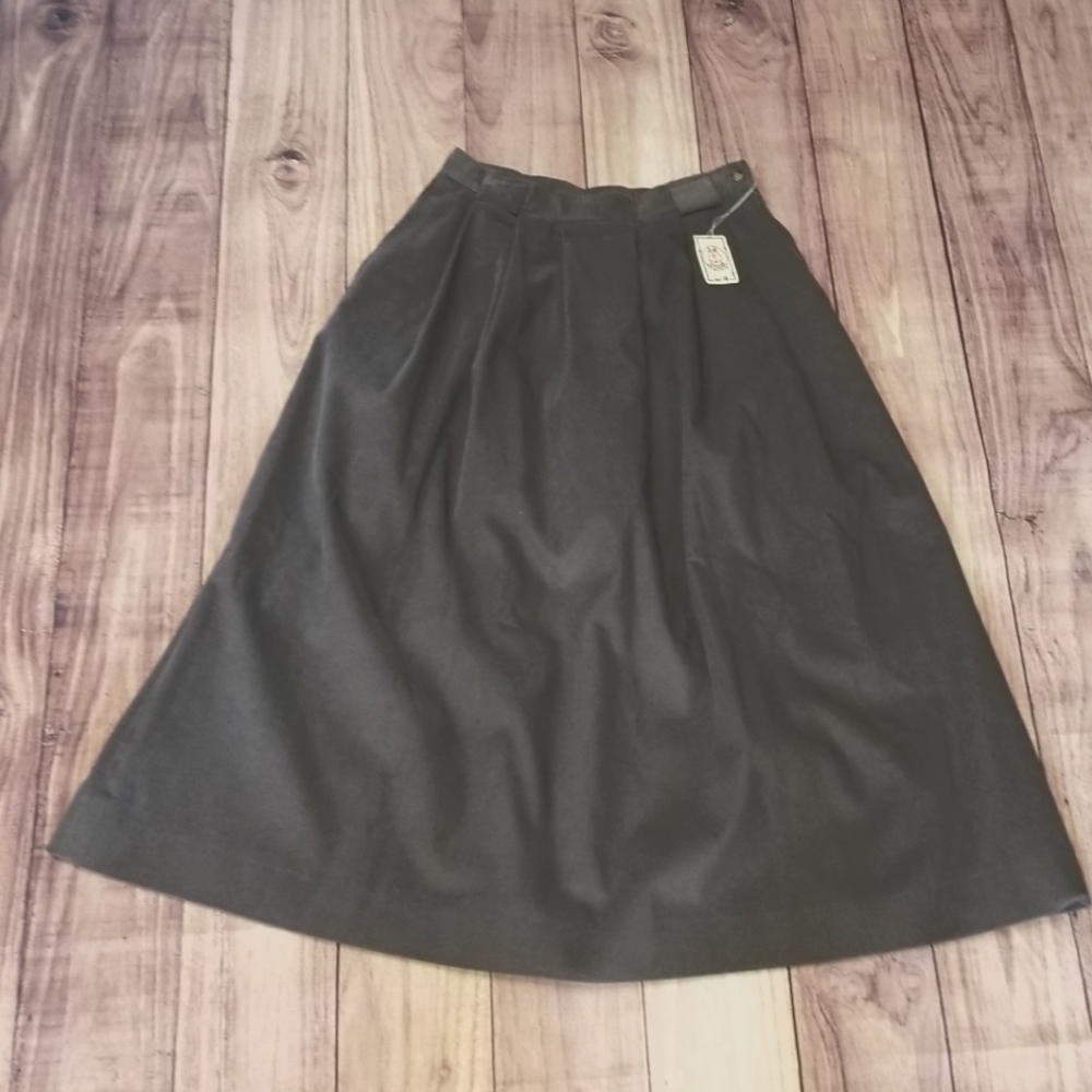 NWT VTG JG Hook Grey Corduroy Skirt Size 10